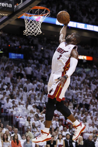 理上更克制 理上更克制